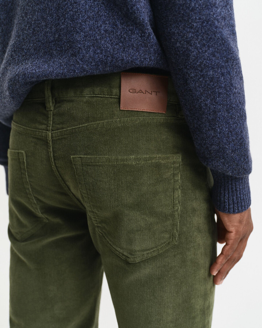 jeans slim fit in velluto a coste - country green