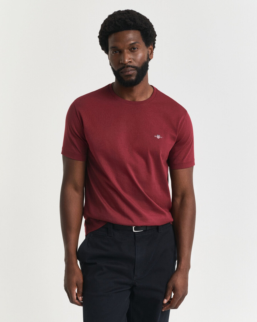 t-shirt con scudo dalla vestibilità regolare - rosso acceso