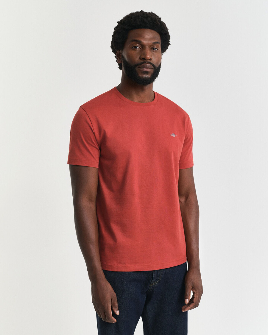 t-shirt con scudo dalla vestibilità regolare - modern rust