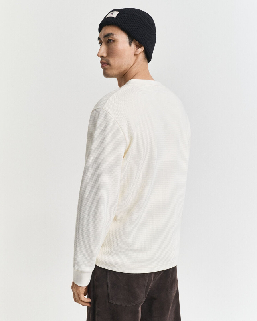 maglietta henley a maniche lunghe con trama a nido dape - crema