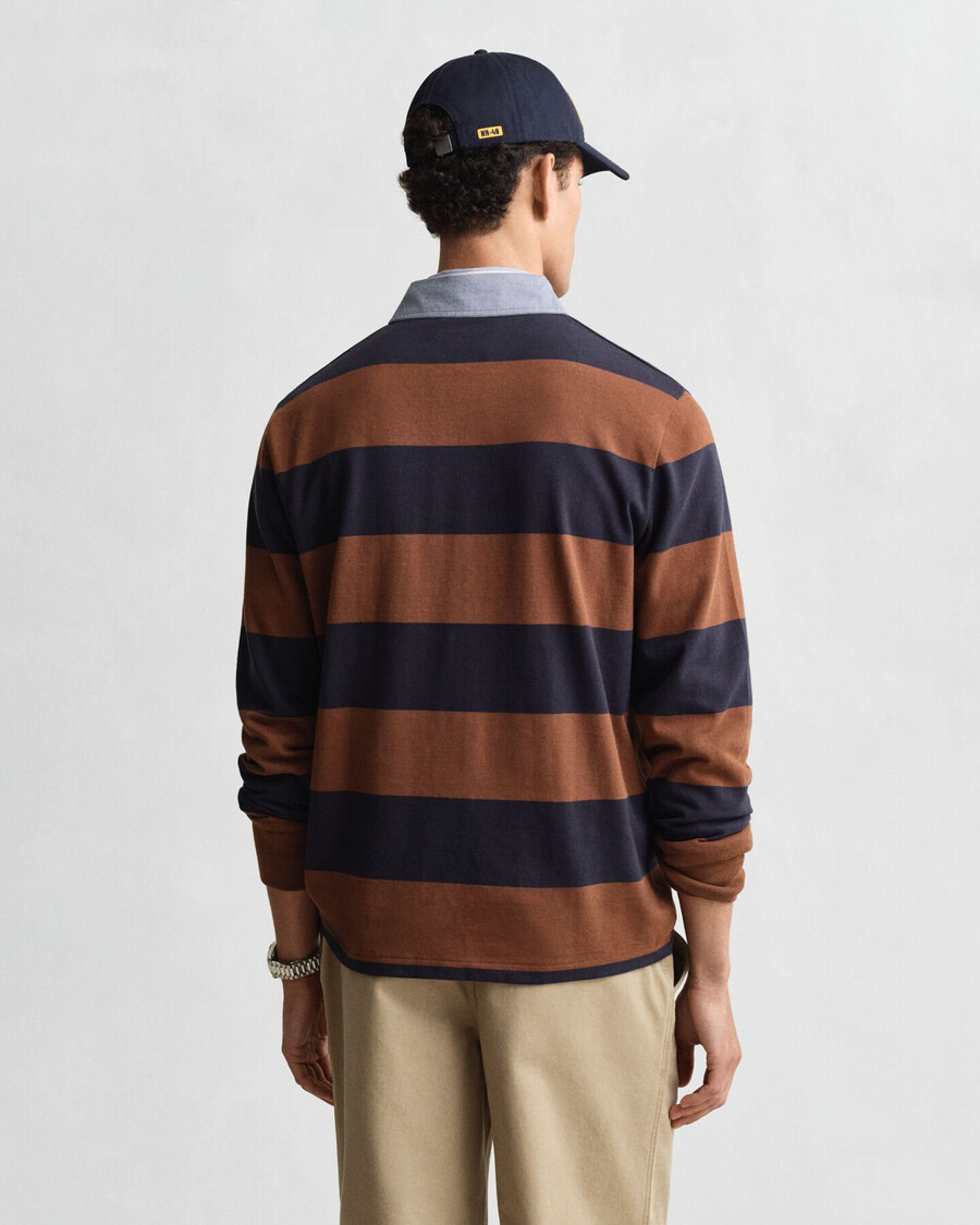 tappeto pesante a righe con colletto in chambray - marrone mogano