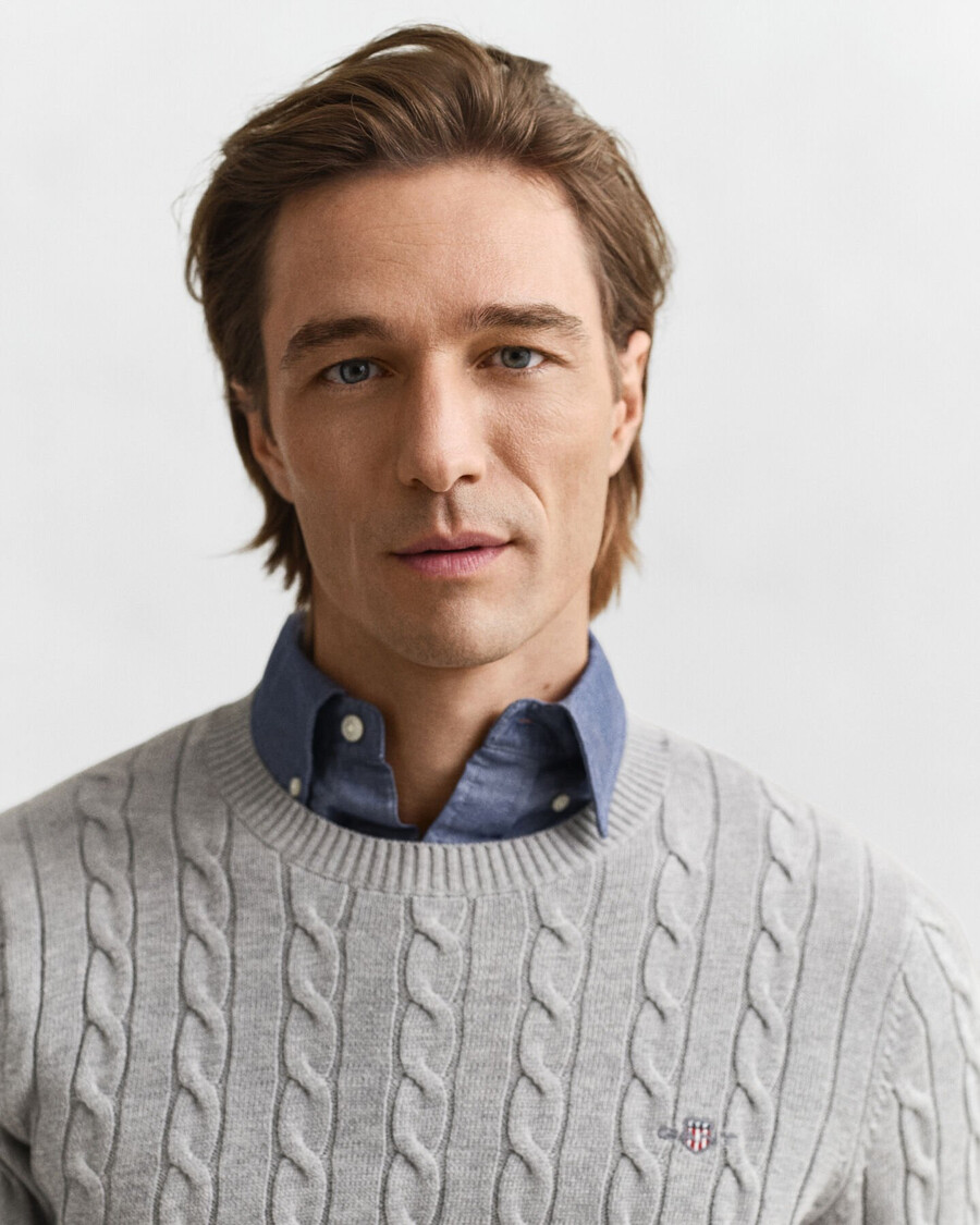 maglione girocollo in maglia di cotone a trecce - grigio melange