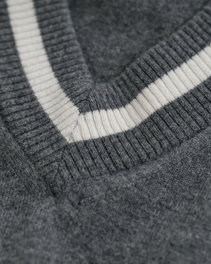 maglione con scollo a v a contrasto in lana dagnello superfine - melange antracite