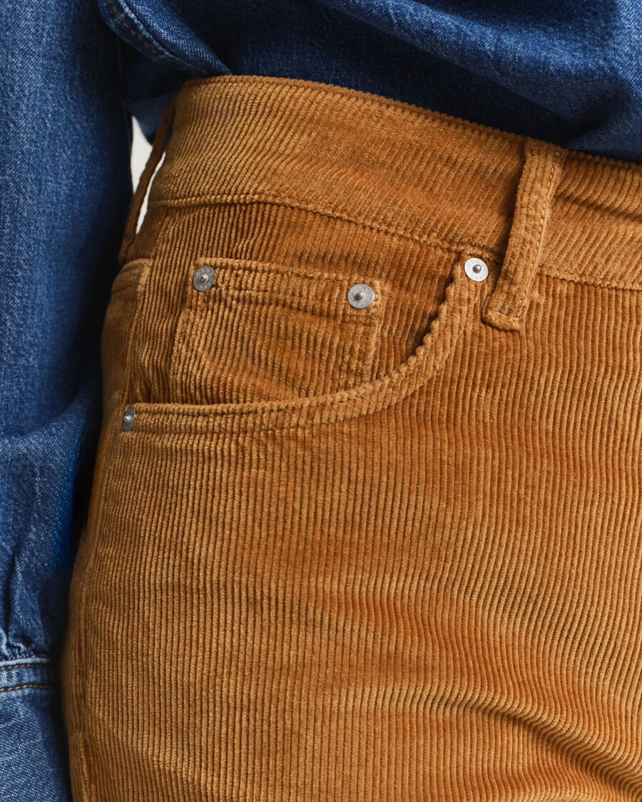 jeans a zampa in velluto a coste - whiskey brown