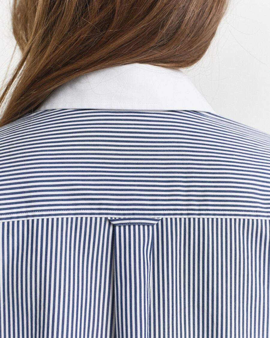 camicia a righe oversize con colletto a contrasto - blu persiano