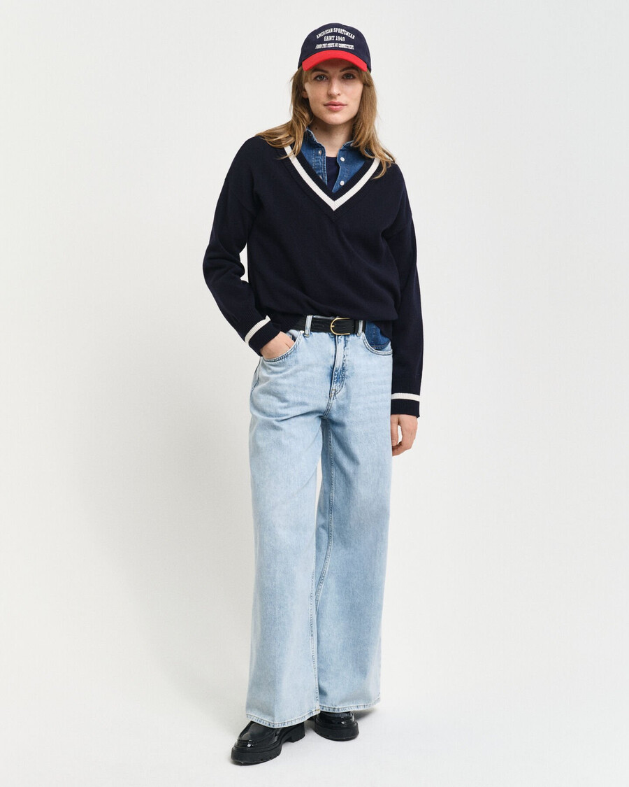 maglione con scollo a v a contrasto in lana dagnello superfine - blu sera