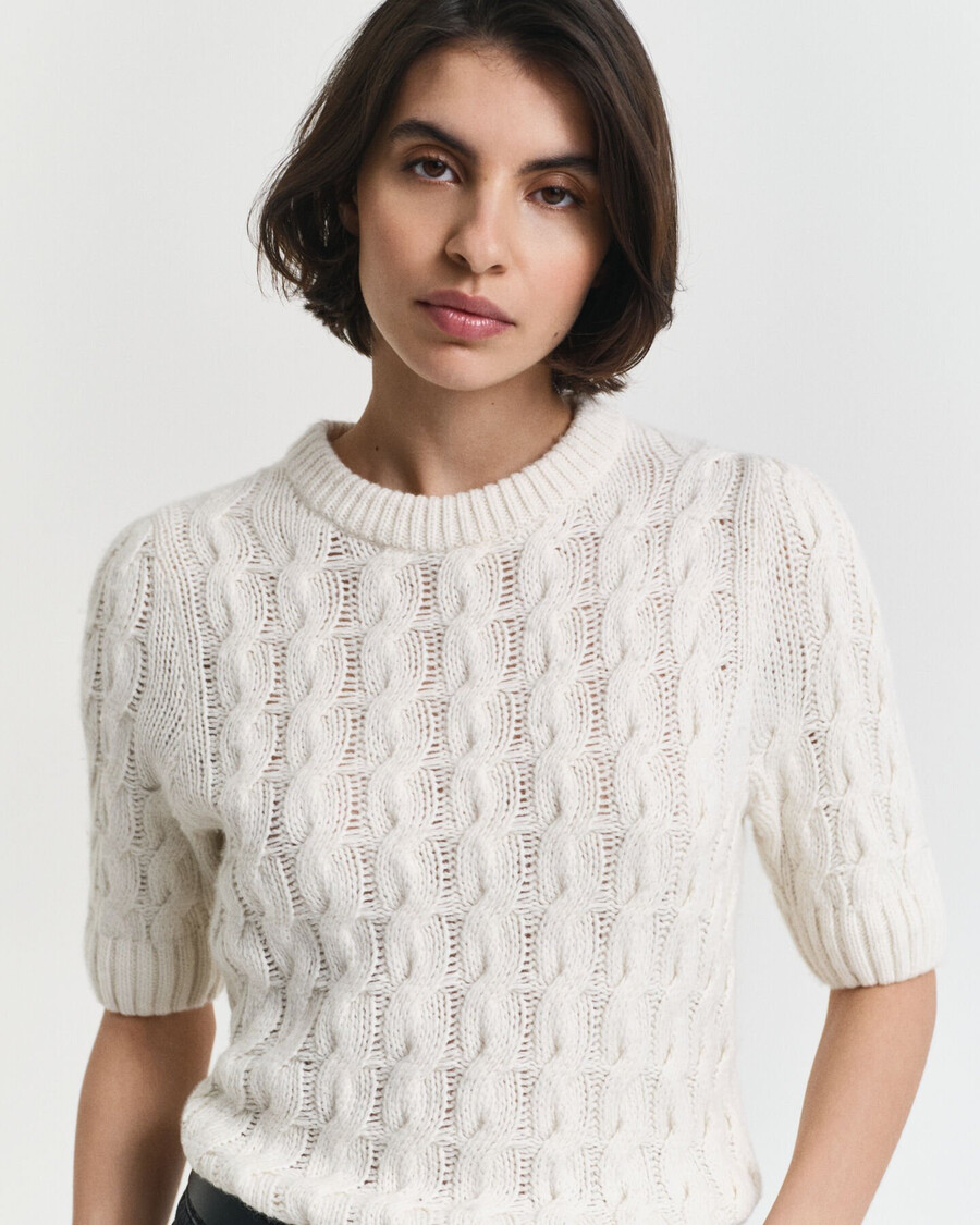 maglia a maniche corte in maglia a trecce con maniche a sbuffo - crema